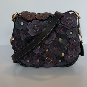NWOT Coach 1941 tea rose saddle 23 bag